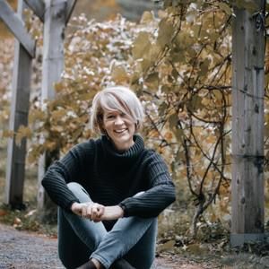 Meet your Posher, Karine